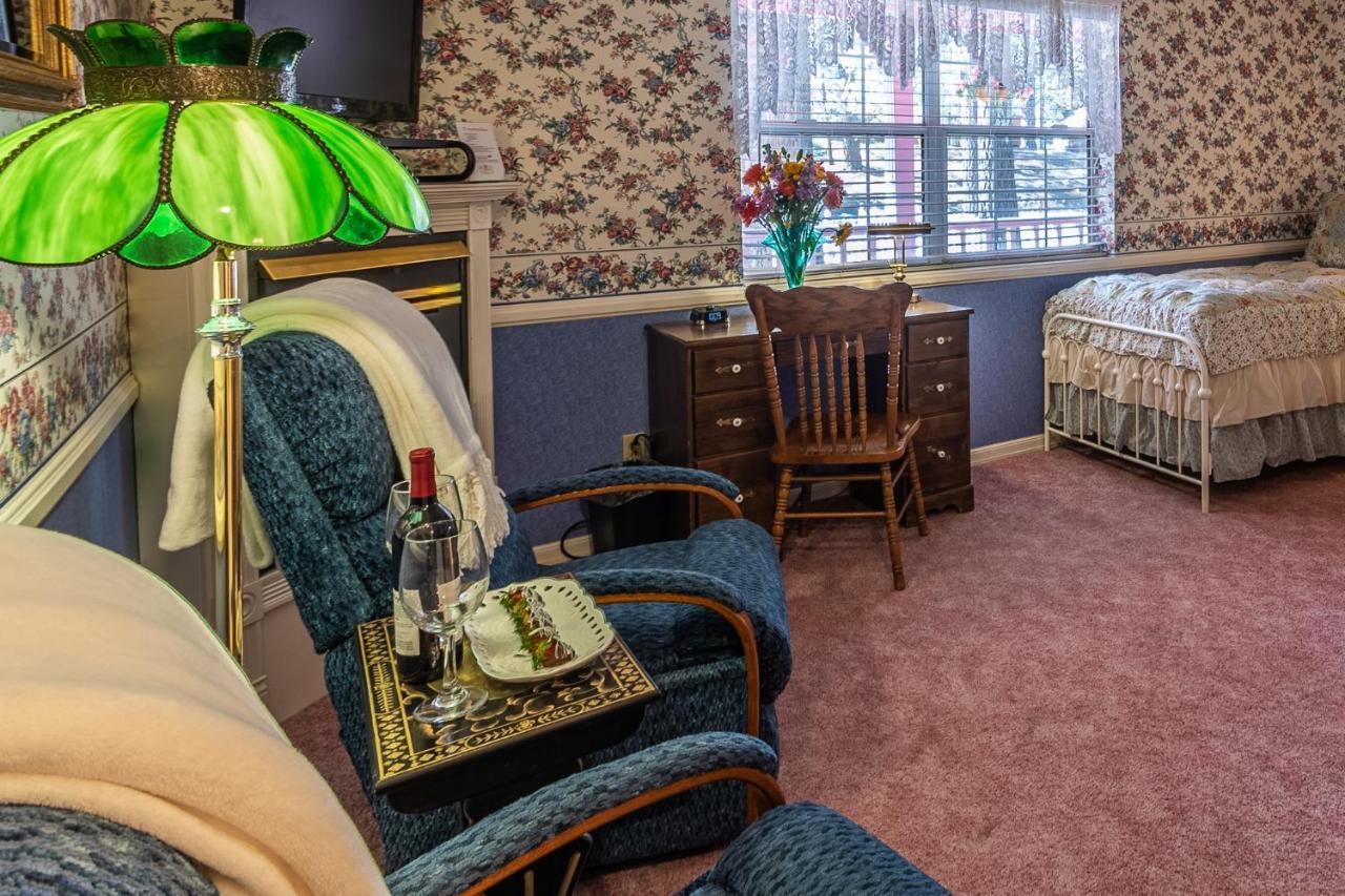 Apples Bed And Breakfast Inn Velké Medvědí jezero Exteriér fotografie